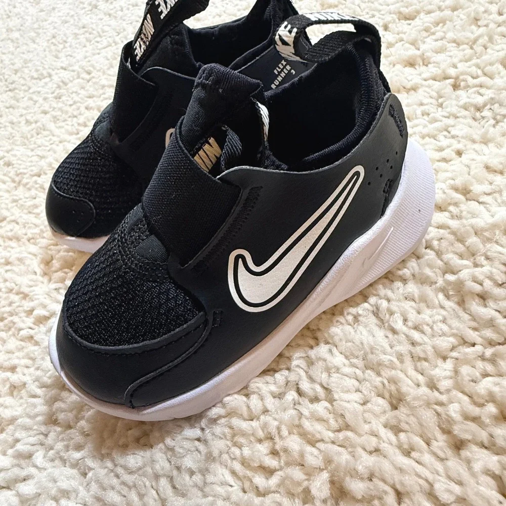 Nike Flex Runner 3 Black Toddler Shoes 7C Slip‎ On Sneakers Athletic Classic